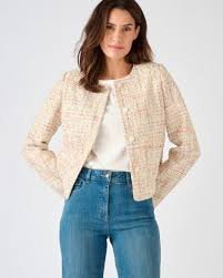 tenue femme élégante 2026 look chic Aurevia moderne